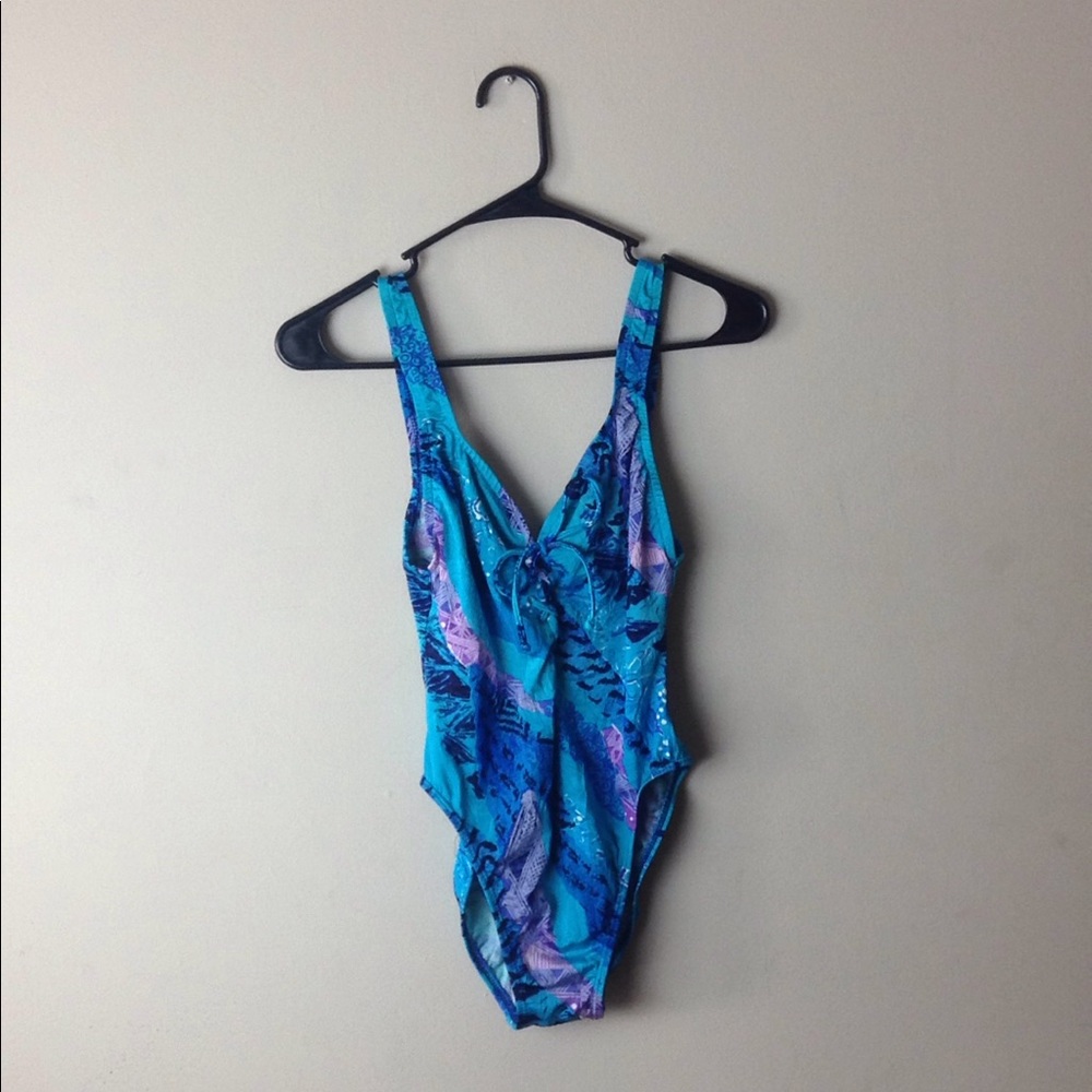 Vintage One Piece Swimsuit (REPOSHED)